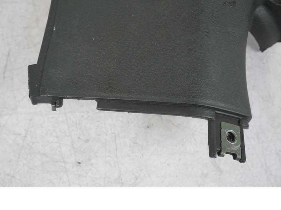 Vänster sida på Sidkåpa från en Suzuki GSX 1300 RX -1999 motorcykel.