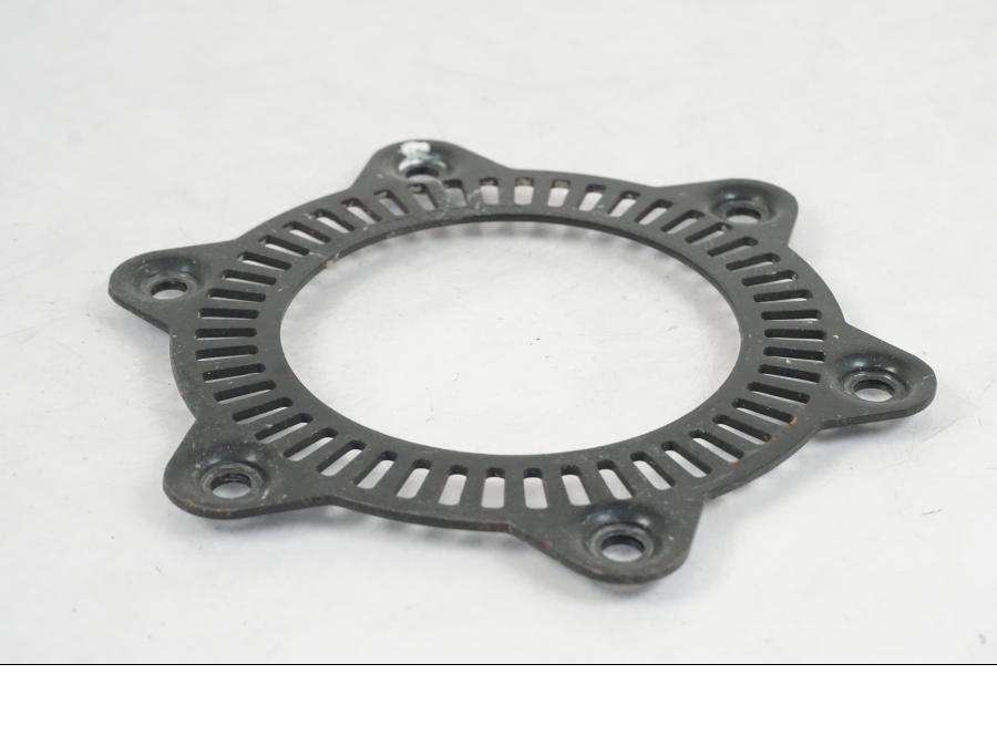 Baksidan på ABS krans från en Husqvarna 701 SUPERMOTO ABS -2016 motorcykel.