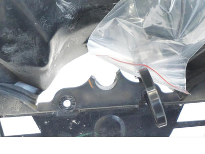 Extrabild1 på Toppkåpsinsida från en Yamaha YZF R6 -2006 motorcykel.