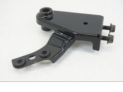 Baksidan på Växelpedalfäste från en Yamaha XV 1700 -2004 motorcykel.