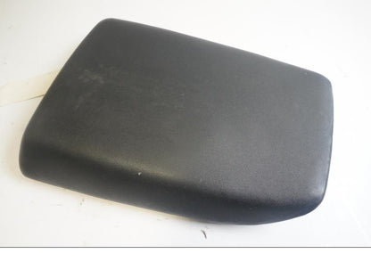 Framsidan på Sadel från en Kawasaki ZX-7R -1996 motorcykel.