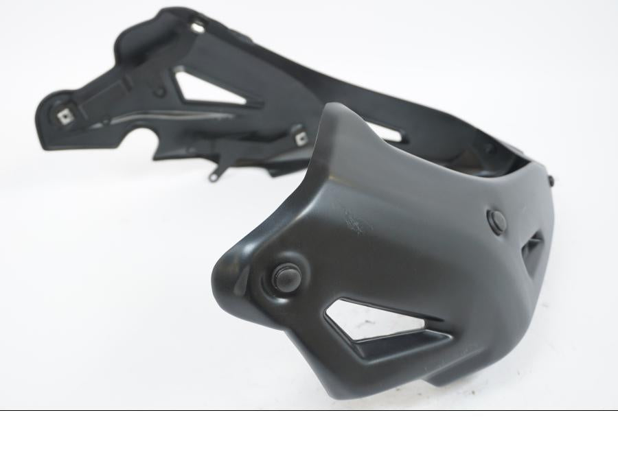 Snett uppifrån på Magkåpa från en Honda CB 650 R -2019 motorcykel.