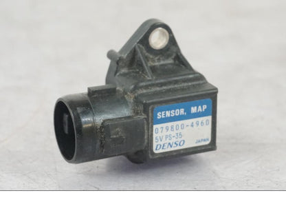 Framsidan på Mapsensor från en Honda CBR 1100 XX -1999 motorcykel.