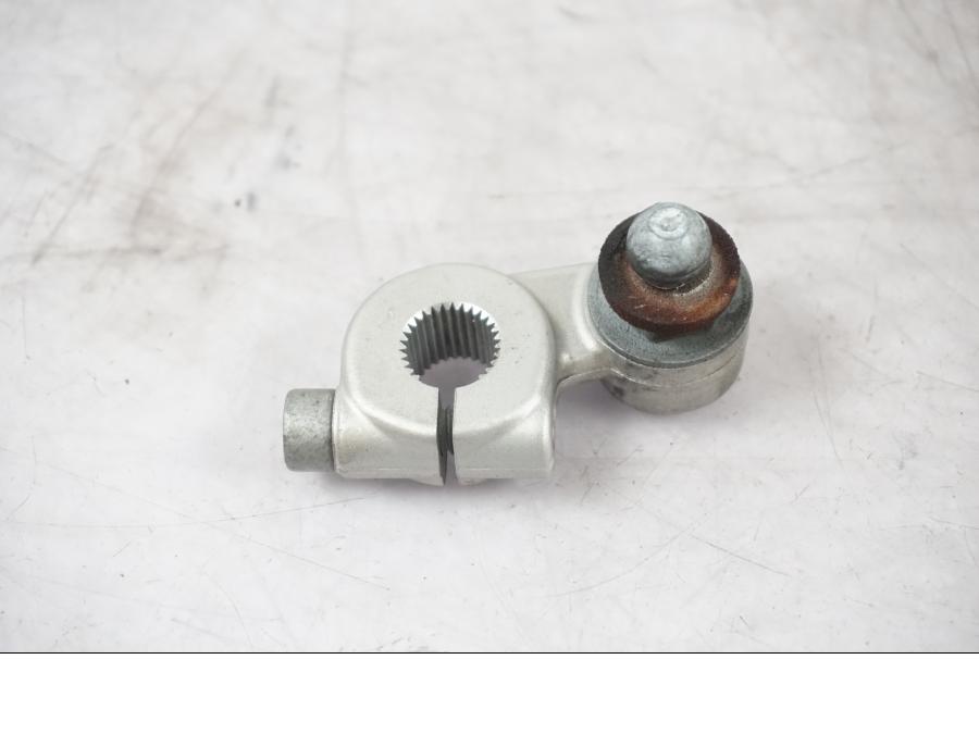 Baksidan på Växelarm från en BMW F 800 R -2018 motorcykel.