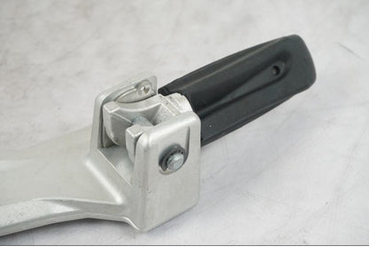 Extrabild4 på Fotpinnefäste från en KTM 690 Enduro -2022 motorcykel.