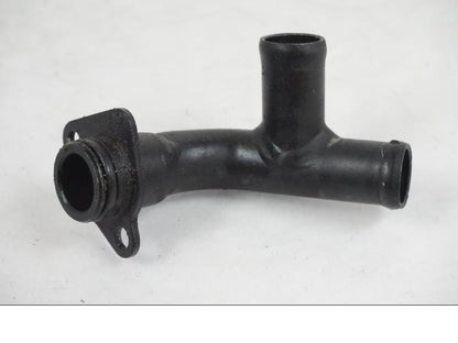 Framsidan på Vattenrör från en KTM 390 Adventure -2021 motorcykel.