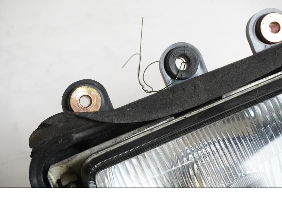 Baksidan på Strålkastare från en Yamaha XTZ 660 -1992 motorcykel.