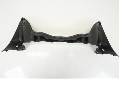 Extrabild1 på Instrumentplast från en Suzuki GSX 1300 R -2017 motorcykel.