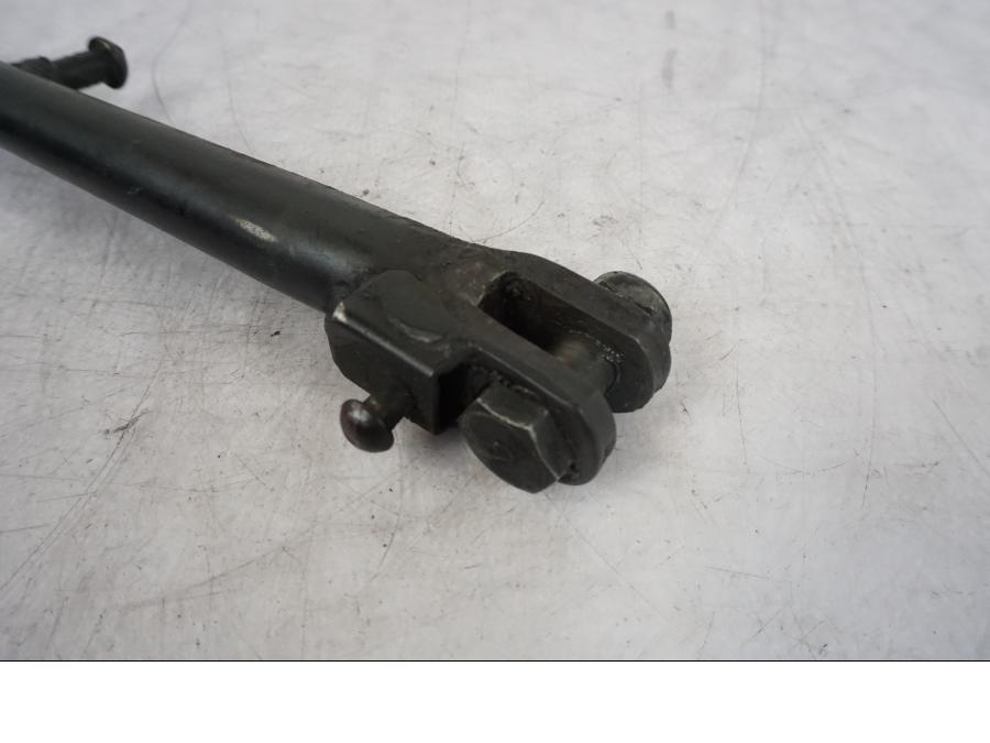 Snett uppifrån på Sidostöd från en Kawasaki ER-6F -2010 motorcykel.