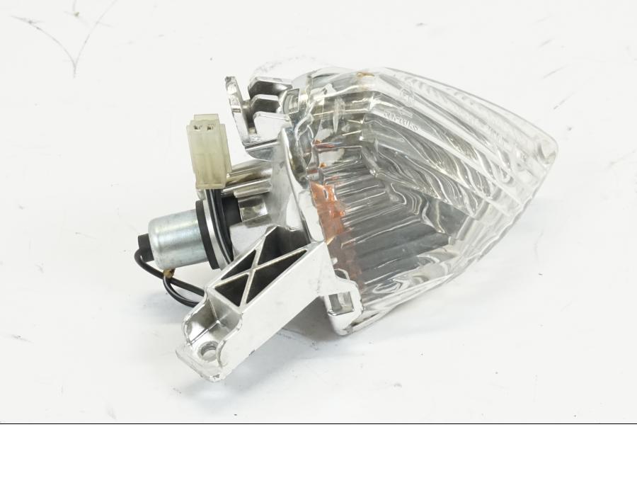 Snett nerifrån på Blinkers från en Suzuki GSX-R 1000 -2007 motorcykel.
