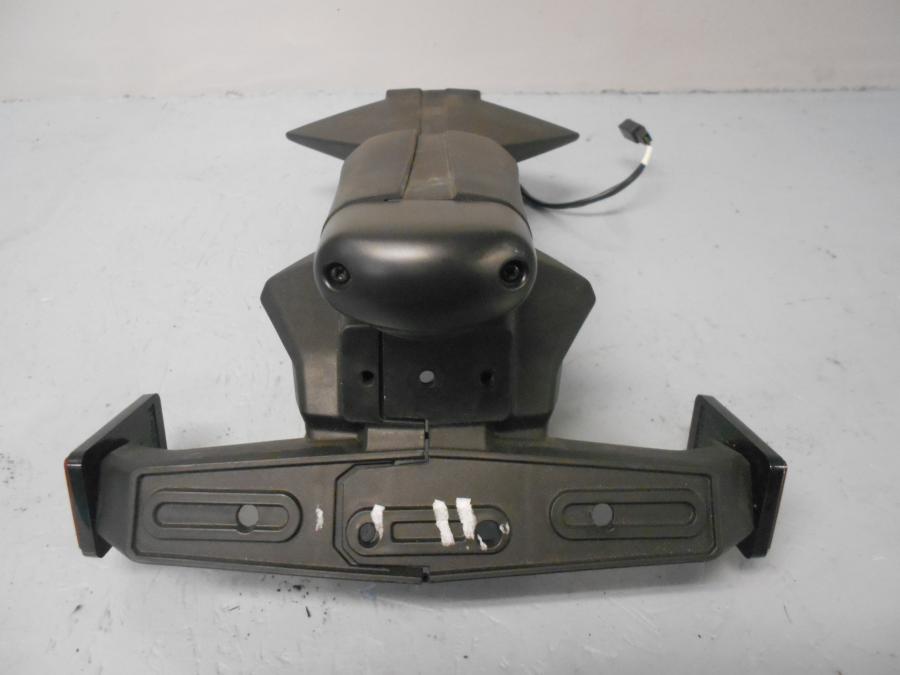 Framsidan på Skylthållare från en Kawasaki Z 650 ABS -2017 motorcykel.