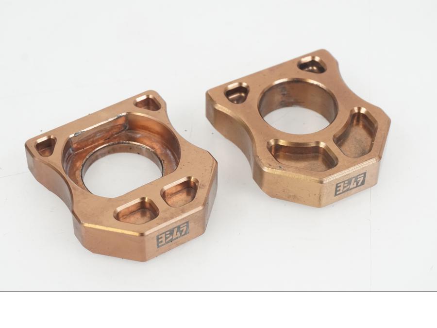 Framsidan på Styrplatta från en Suzuki GSX-R 1000 -2007 motorcykel.