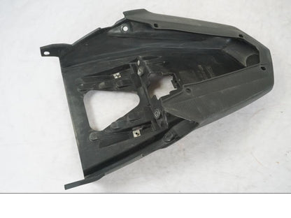 Framsidan på Bakvinge från en Yamaha MT 125 -2017 motorcykel.