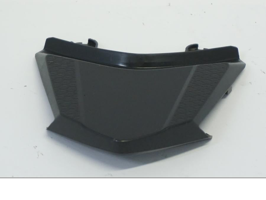 Framsidan på Bakvinge från en Honda CB 500 X -2015 motorcykel.