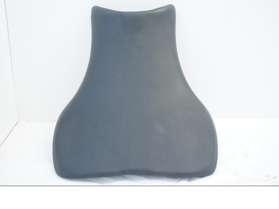 Framsidan på Sadel från en Triumph Daytona 675 -2010 motorcykel.