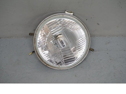 Framsidan på Strålkastarinsats från en Yamaha XV 535 -2001 motorcykel.