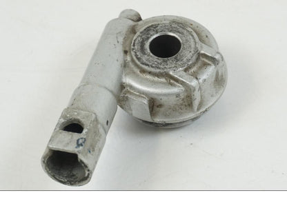 Baksidan på Hastighetsdrivning från en Honda CBR 125 R -2006 motorcykel.