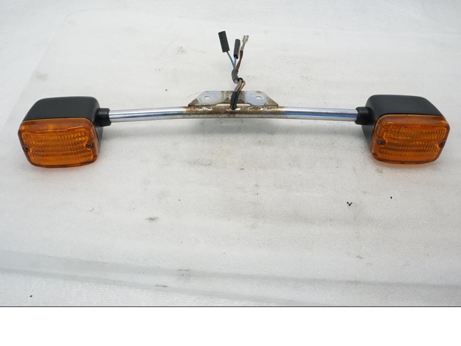 Framsidan på Blinkers från en BMW R 90 -1975 motorcykel.