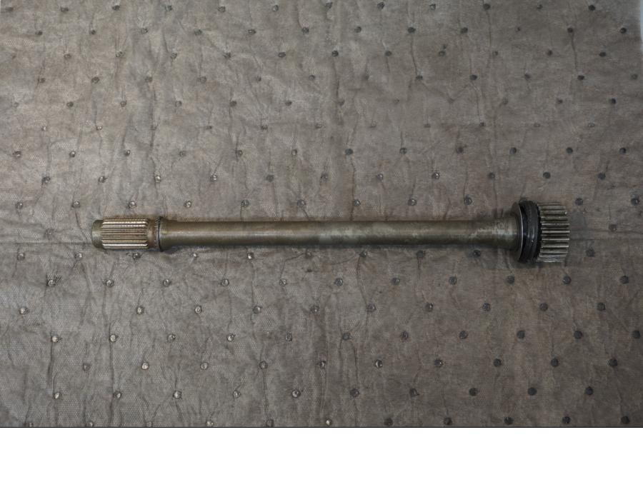 Framsidan på Kardanaxel från en Yamaha XV 1100 -1993 motorcykel.