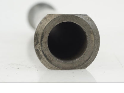 Vänster sida på Axel från en Suzuki GSX-R 1000 -2007 motorcykel.