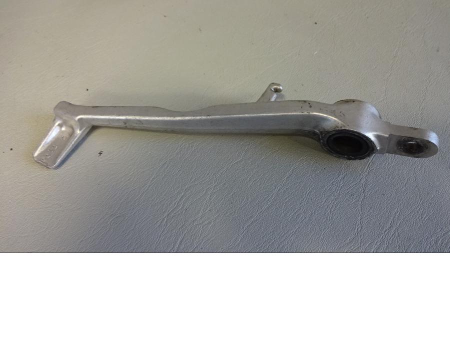 Höger sida på Bromspedal från en Kawasaki ZX-10R -2007 motorcykel.