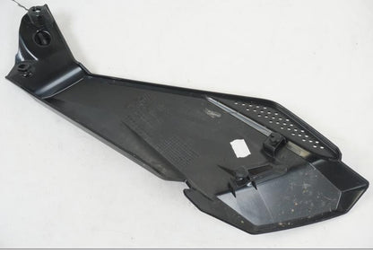 Snett uppifrån på Bensintankskåpa från en BMW R 1250 GS -2021 motorcykel.