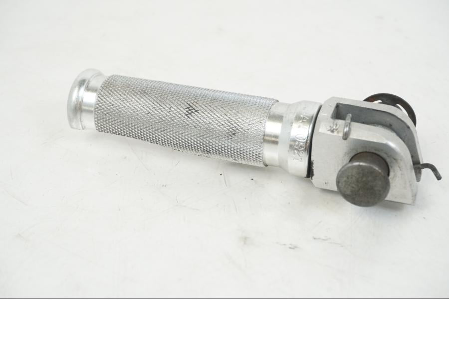 Snett uppifrån på Fotpinne från en Kawasaki ZZR 1100 -1994 motorcykel.