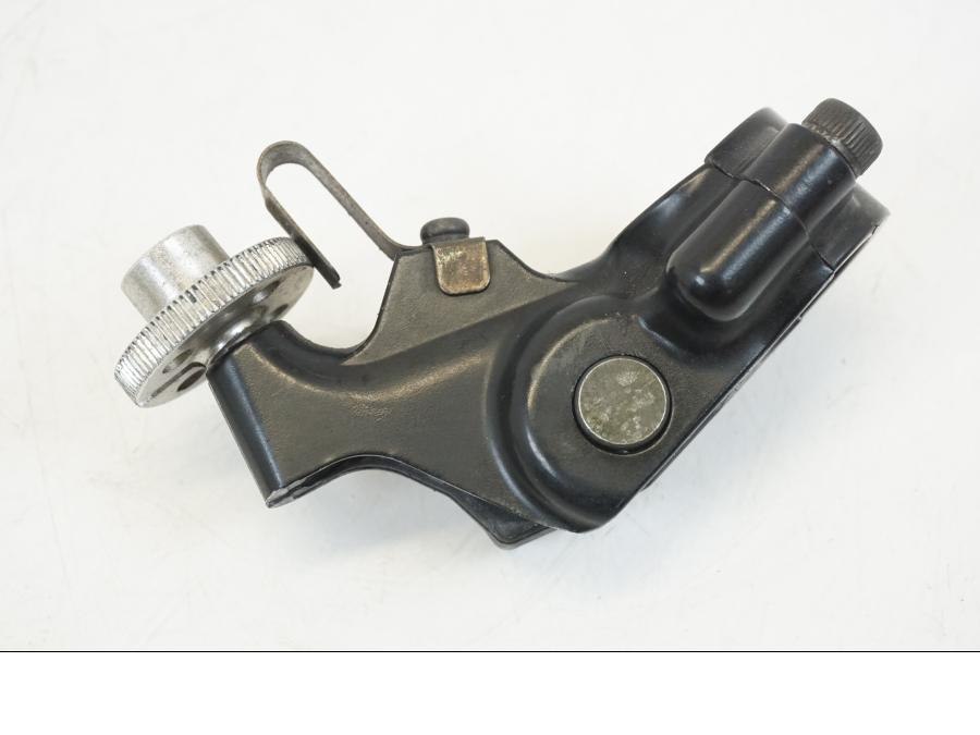 Baksidan på Kopplingsklo från en Kawasaki ZX-12R -2000 motorcykel.