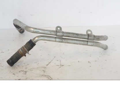 Framsidan på Vattenrör från en Honda SH 300 A -2011 scooter.