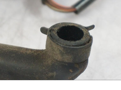 Vänster sida på Second Air från en Triumph Tiger -2009 motorcykel.