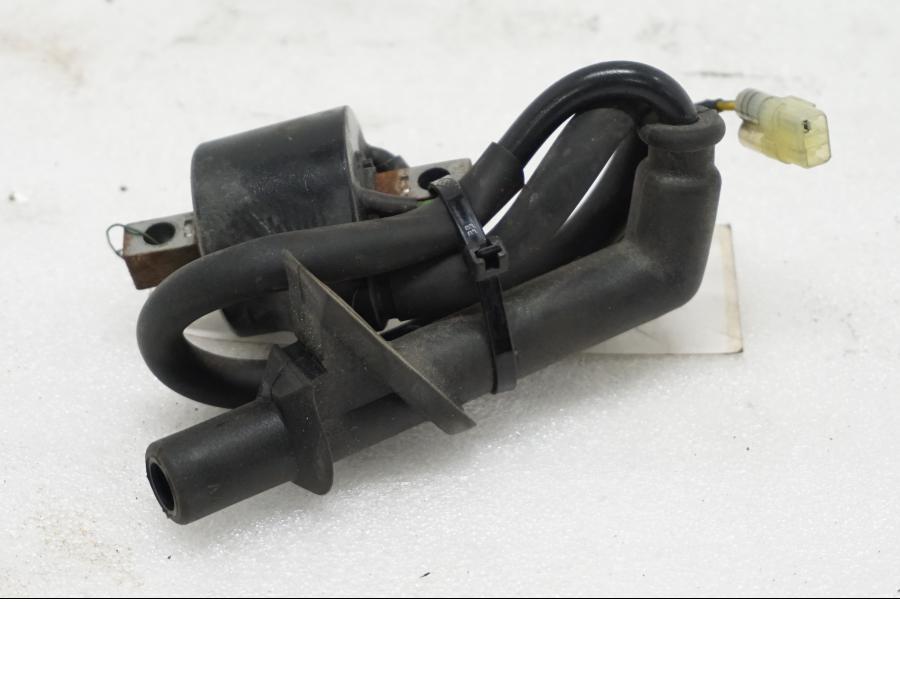 Framsidan på Tändspole från en Honda XL 1000 V -2008 motorcykel.