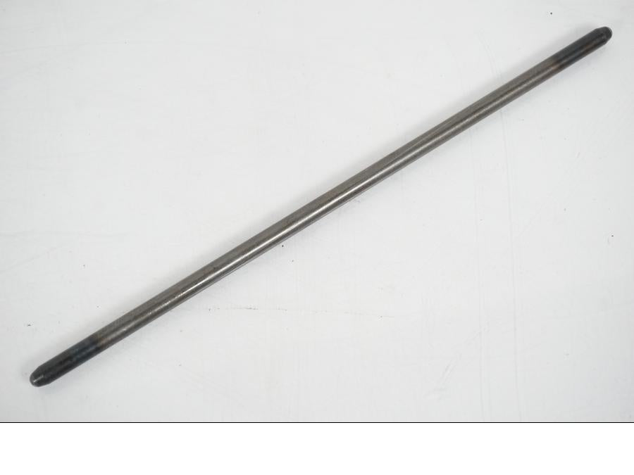 Snett nerifrån på Koppling från en H-D Softail Standard FXST -2001 motorcykel.