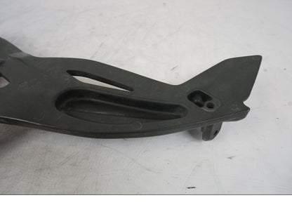 Extrabild2 på Fotpinnefäste från en Kawasaki ER-6N -2008 motorcykel.