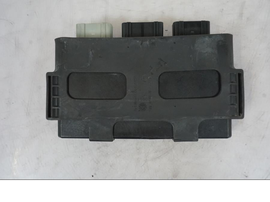 Extrabild1 på CDI / ECU från en KTM 1290 Super Duke R -2021 motorcykel.