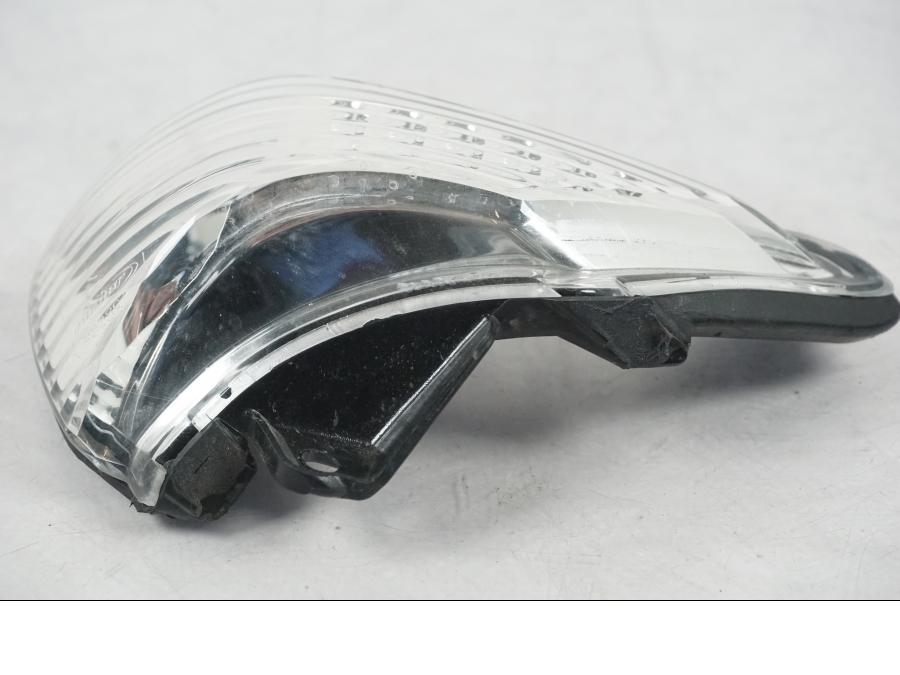 Baksidan på Blinkers från en Kawasaki ER-6N ABS -2010 motorcykel.