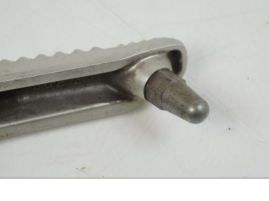 Extrabild1 på Fotpinne från en BMW S 1000 R -2019 motorcykel.