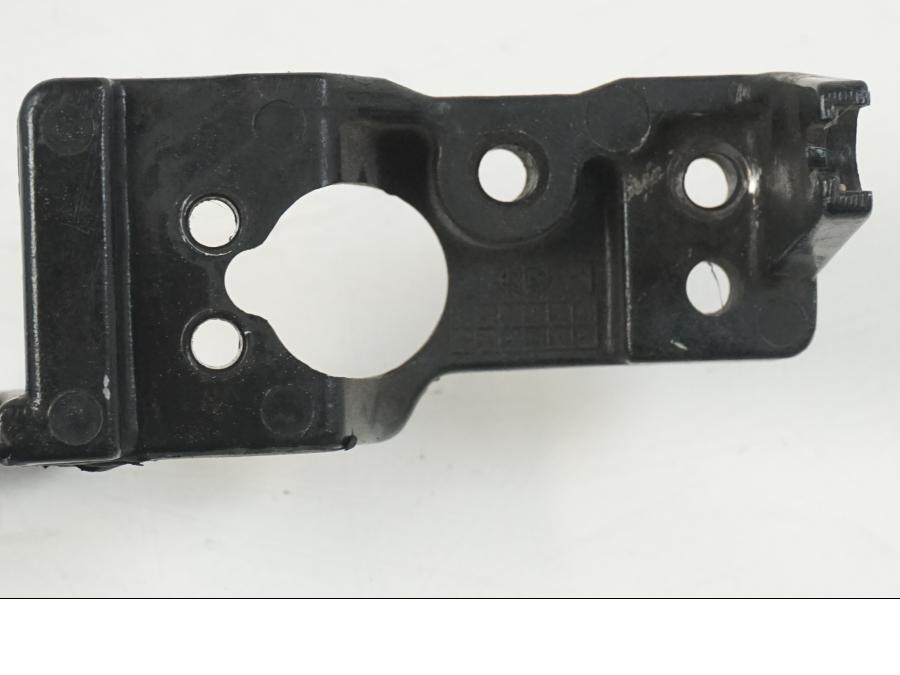 Extrabild1 på Passagerarhandtag från en Kawasaki ZZR 1100 -1994 motorcykel.