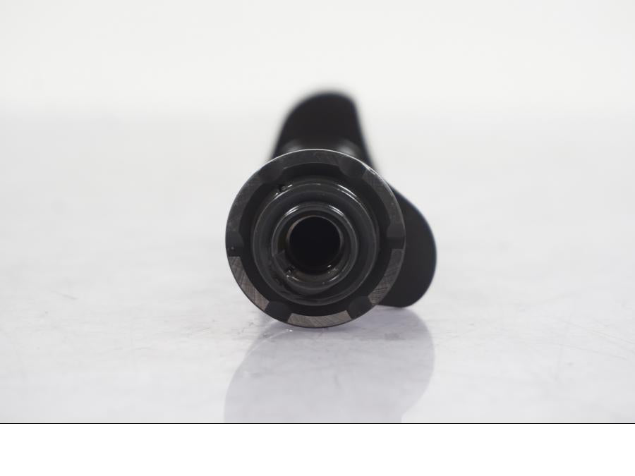 Baksidan på Kamaxel från en BMW R NineT -2017 motorcykel.