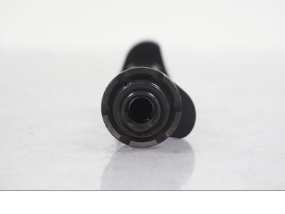 Baksidan på Kamaxel från en BMW R NineT -2017 motorcykel.