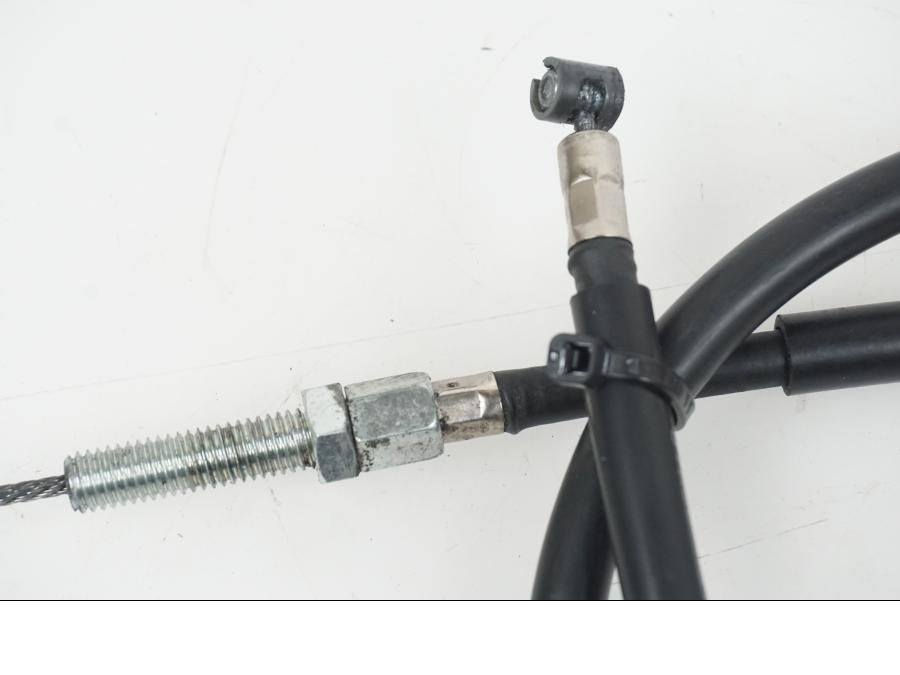 Baksidan på Kopplingsvajer från en Suzuki GSX-R 750 -2009 motorcykel.