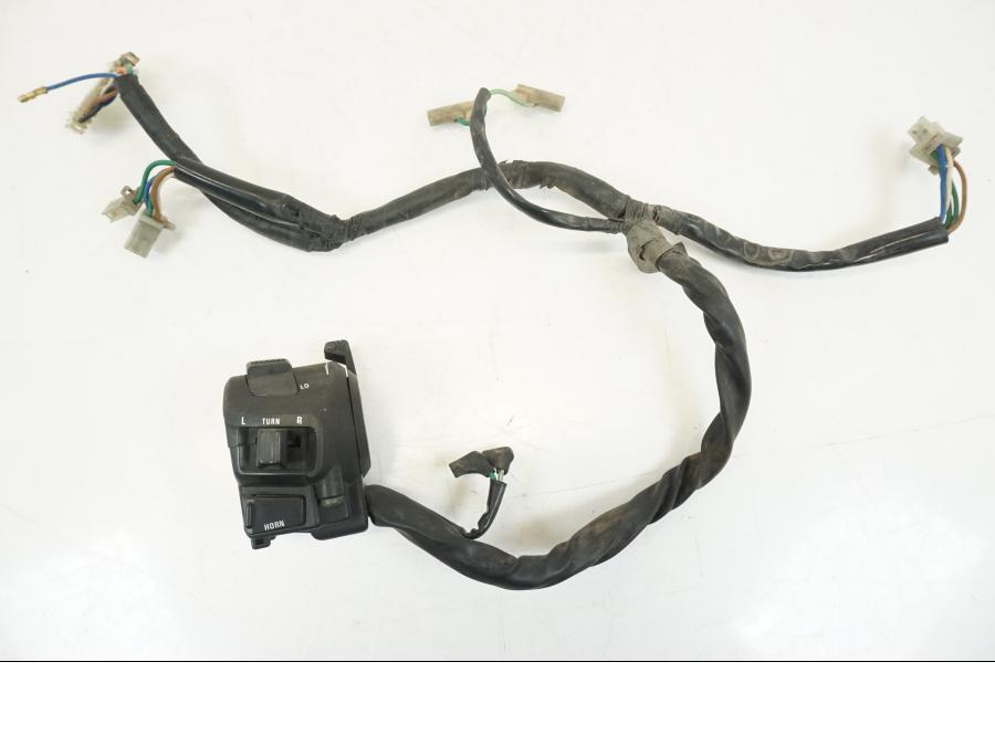 Framsidan på Styrelreglage från en Honda NSR 125 -1991 motorcykel.