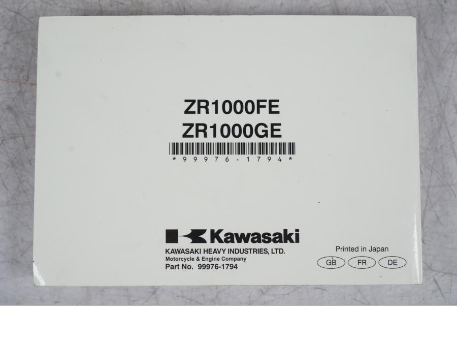 Höger sida på Instruktionsbok från en Kawasaki Z 1000 -2014 motorcykel.
