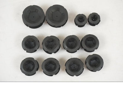 Baksidan på Täcklock från en KTM 1290 Super Duke R EVO -2023 motorcykel.