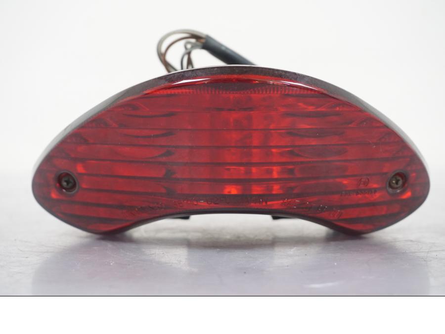 Baksidan på Baklampa från en Suzuki SV 650 -1999 motorcykel.