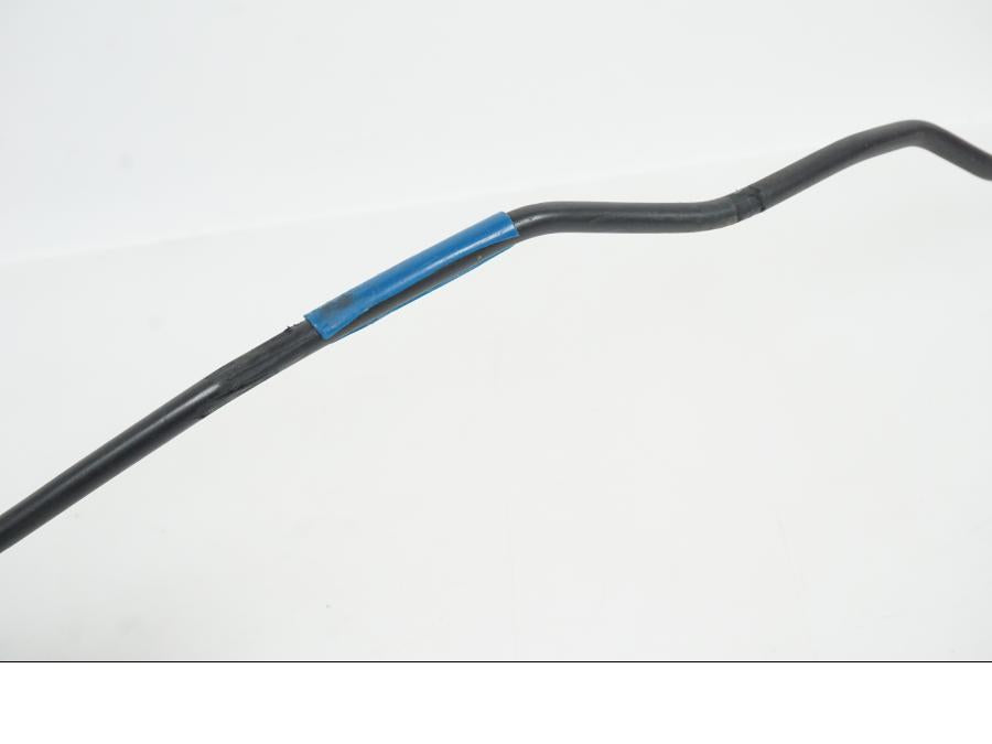 Snett nerifrån på Kopplingsledning från en Suzuki GSX-R 1000 -2007 motorcykel.