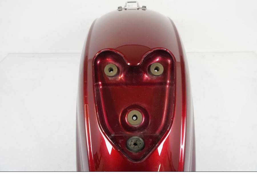 Vänster sida på <p>Bakskärm till Kawasaki VN 1700 Classic Tourer.</p>

<p>Mindre skavanker finns se bilder.</p> motorcykel.