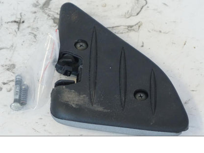 Baksidan på Fotpinne från en Honda SH 300 A -2011 scooter.