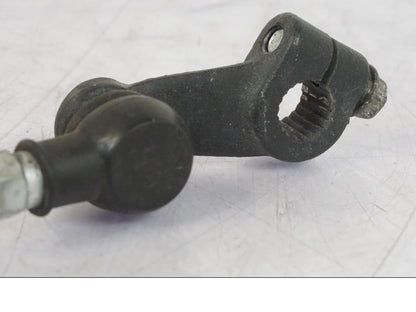 Vänster sida på Växelpedal från en Suzuki GSX-S 1000 -2017 motorcykel.