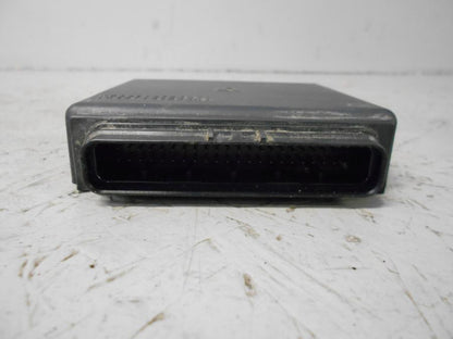 Baksidan på CDI / ECU från en Suzuki VZ 1600 -2004 motorcykel.