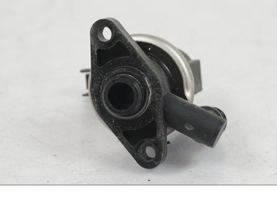 Höger sida på Second Air från en BMW F 800 GS -2008 motorcykel.